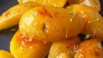 Batata caramelizada com alho e limão