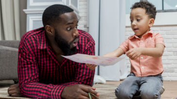 Dicas para ajudar você a parar de gritar com seus filhos