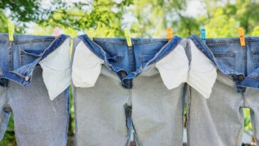 Dicas para não desbotar jeans na hora de lavar na máquina