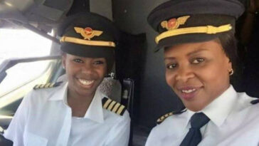 Elas se tornaram a primeira dupla de mulheres negras a pilotar um Boeing 737