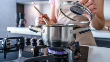 Hábitos ruins na hora de cozinhar