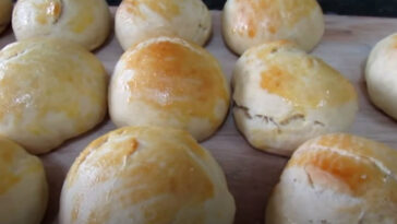 Pão de minuto com pó Royal