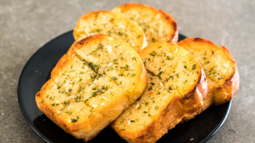 receita de pão de alho liquidificador