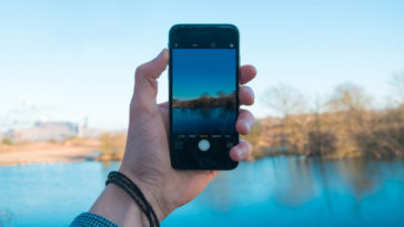 celular caiu na água